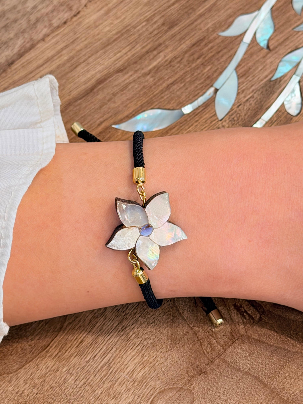 Jasmine Bracelet (Cord)